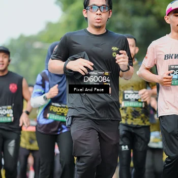 Runner Photo 6867200