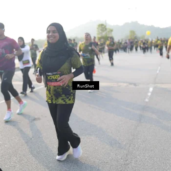 Runner Photo 6867661