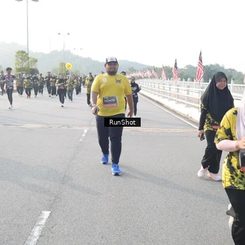 Runner Photo 6867943