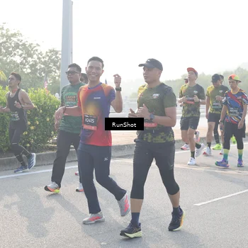Runner Photo 6868036