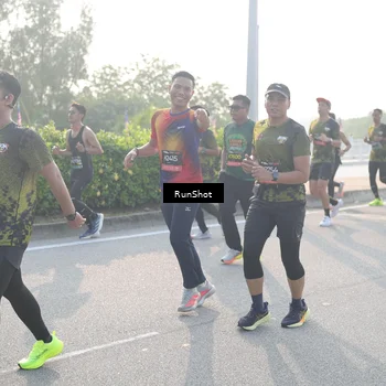 Runner Photo 6868107