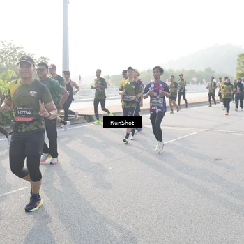 Runner Photo 6868110