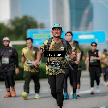Runner Photo 6868955