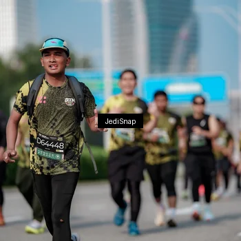 Runner Photo 6868992