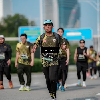 Runner Photo 6869096
