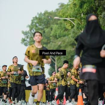 Runner Photo 6872477