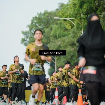 Runner Photo 6872478