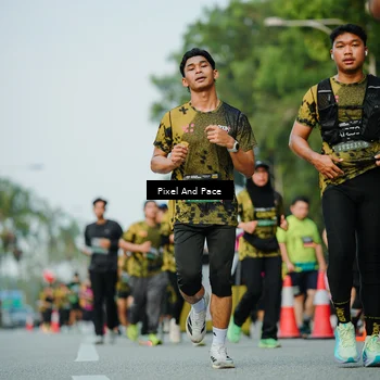 Runner Photo 6872536