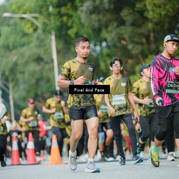 Runner Photo 6872619