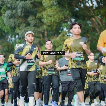 Runner Photo 6872644
