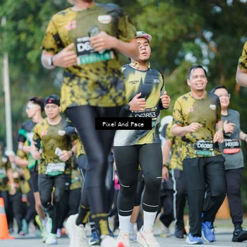 Runner Photo 6872651