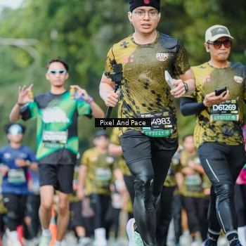 Runner Photo 6872674