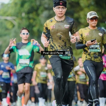 Runner Photo 6872680