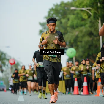 Runner Photo 6872693
