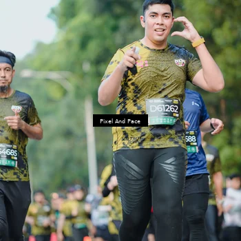 Runner Photo 6872699