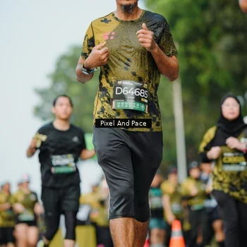 Runner Photo 6872700