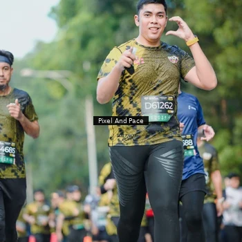 Runner Photo 6872710