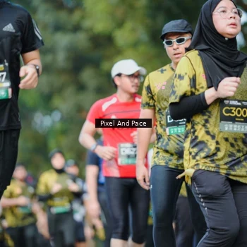 Runner Photo 6872726