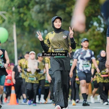 Runner Photo 6872731