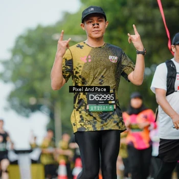 Runner Photo 6872795
