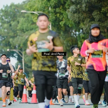 Runner Photo 6872802
