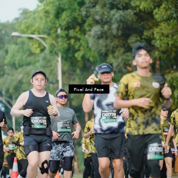 Runner Photo 6872823