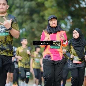 Runner Photo 6872824