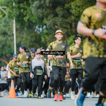Runner Photo 6872873