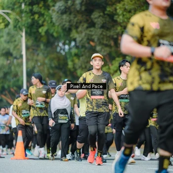 Runner Photo 6872876