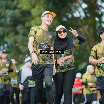 Runner Photo 6872881