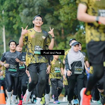 Runner Photo 6872904
