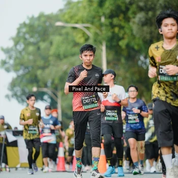 Runner Photo 6872924