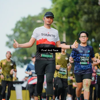 Runner Photo 6872938