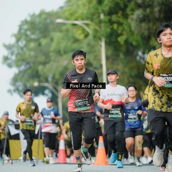 Runner Photo 6872958