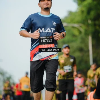 Runner Photo 6872960
