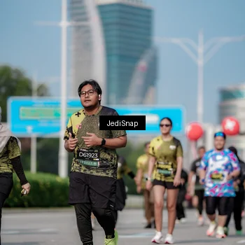 Runner Photo 6872979