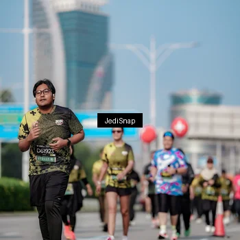Runner Photo 6872998