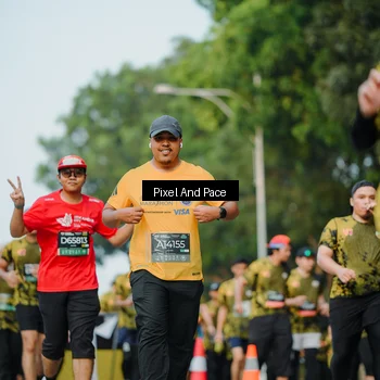 Runner Photo 6873007