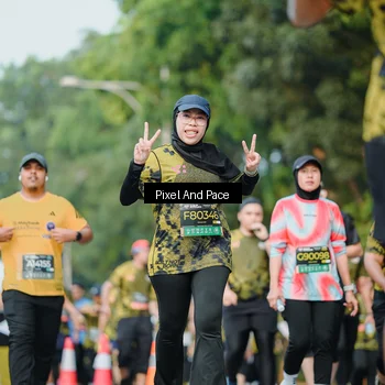 Runner Photo 6873027