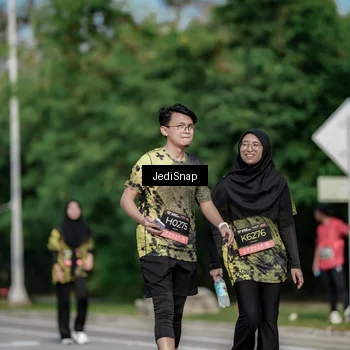 Runner Photo 6873039