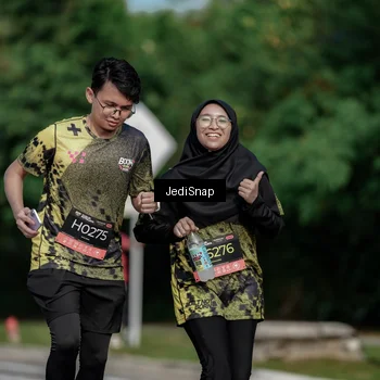 Runner Photo 6873054