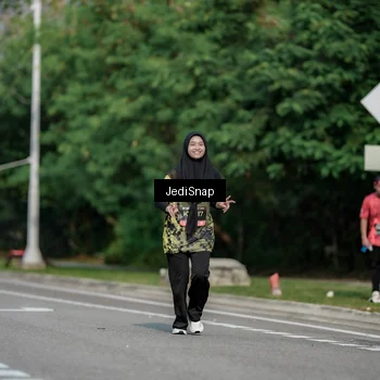 Runner Photo 6873119