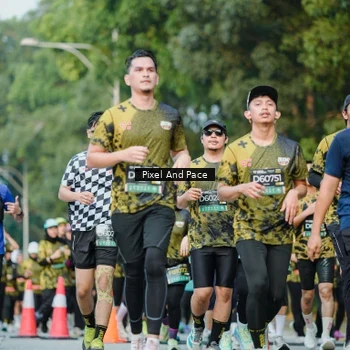 Runner Photo 6873129
