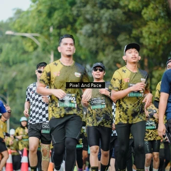 Runner Photo 6873135