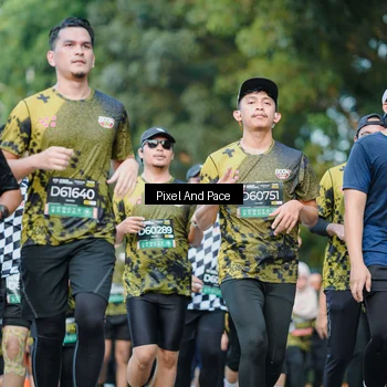 Runner Photo 6873141