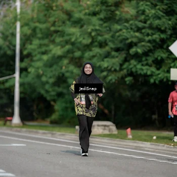 Runner Photo 6873143