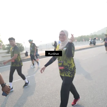 Runner Photo 6873182
