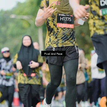 Runner Photo 6873240