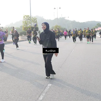 Runner Photo 6873246