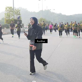 Runner Photo 6873248